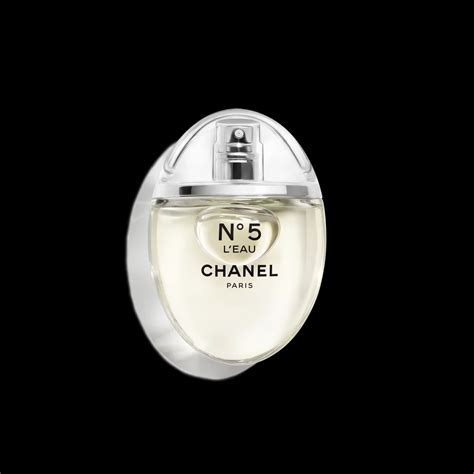 chanel no 5 to bed.